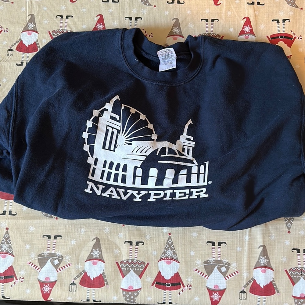 Chicago Navy Pier crewneck